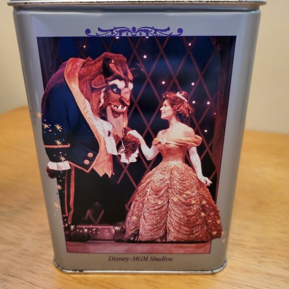 1996 Nestle Toll House Walt Disney World Metal Tin 25th Anniversary Epcot T8 - Picture 4 of 10